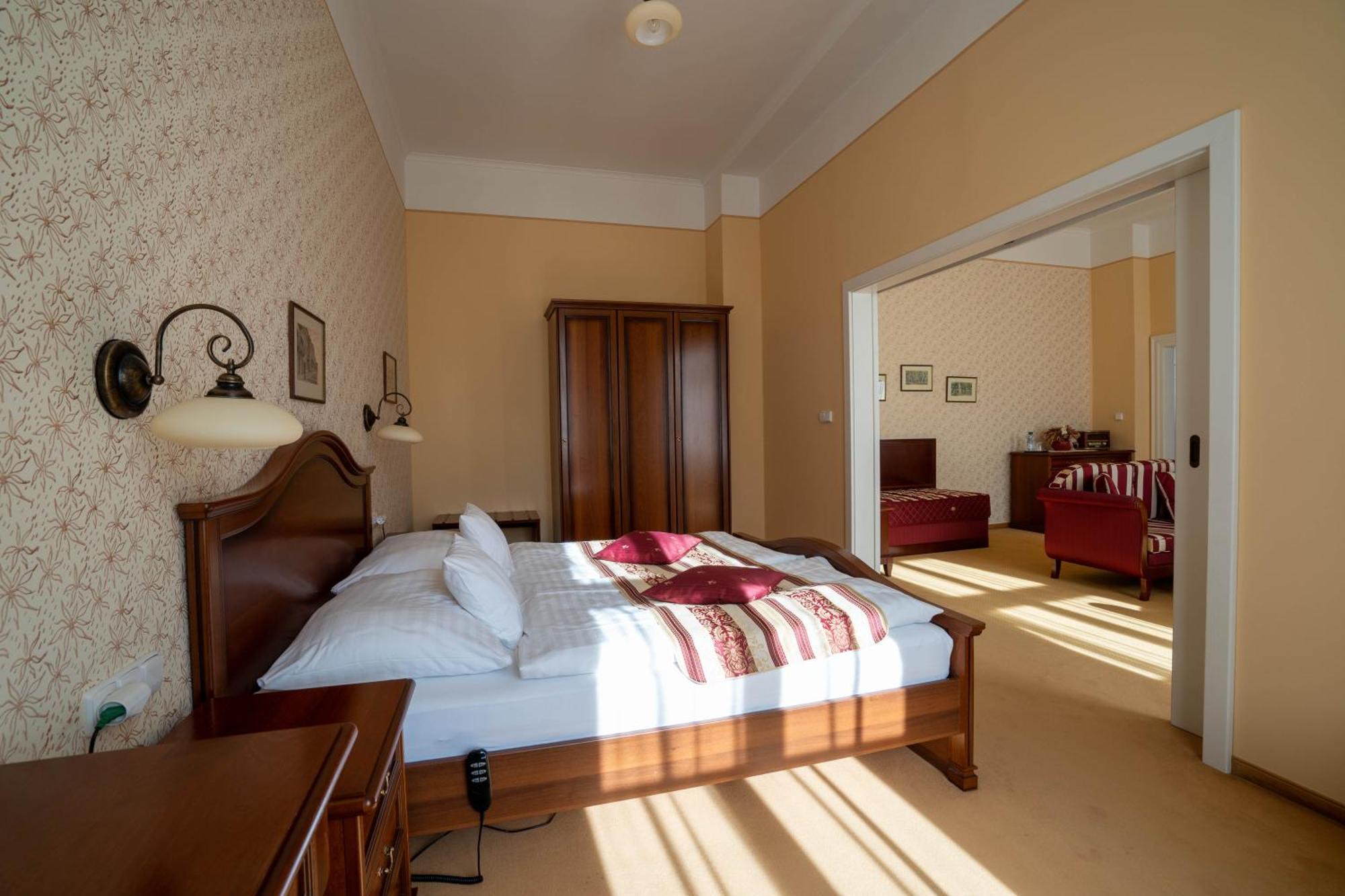 Ld Palace Spa & Kur Františkovy Lázně Extérieur photo